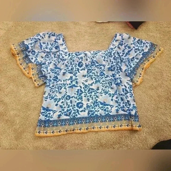Flying Tomato Blouse Size S Short Sleeve Blue Yellow Floral #G234 - Picture 3 of 5